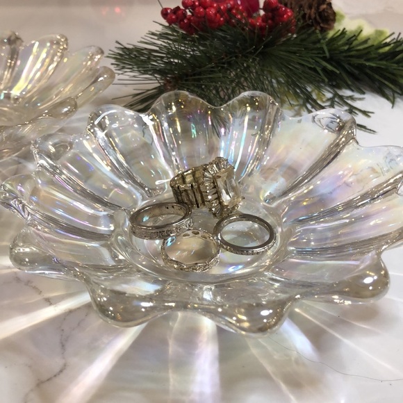 Iridescent vintage oyster coloured federal glass starburst floral dish jewelry - Picture 3 of 6